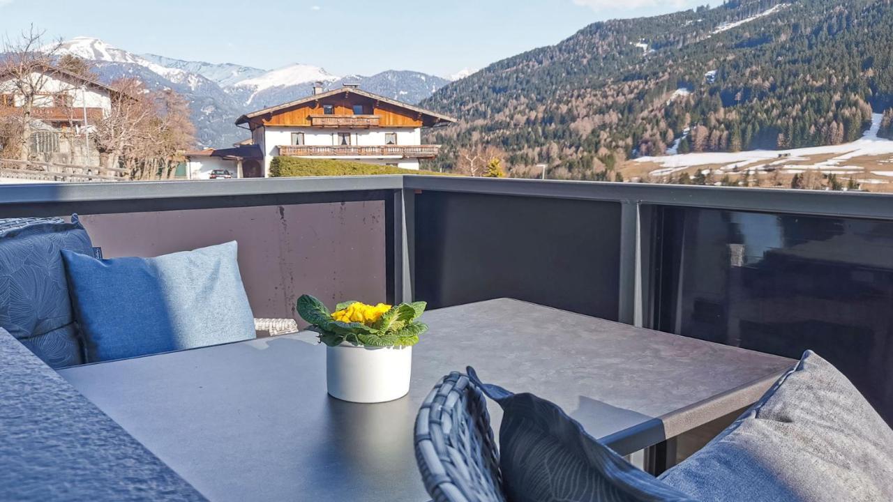 Stuwip Alps Appartements Adlerhorst Trins Exterior foto